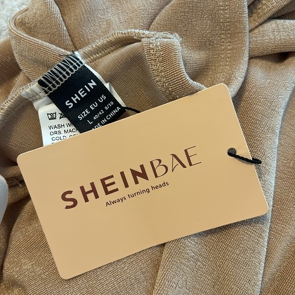 SHEIN 2 piece set - Picture 4 of 4